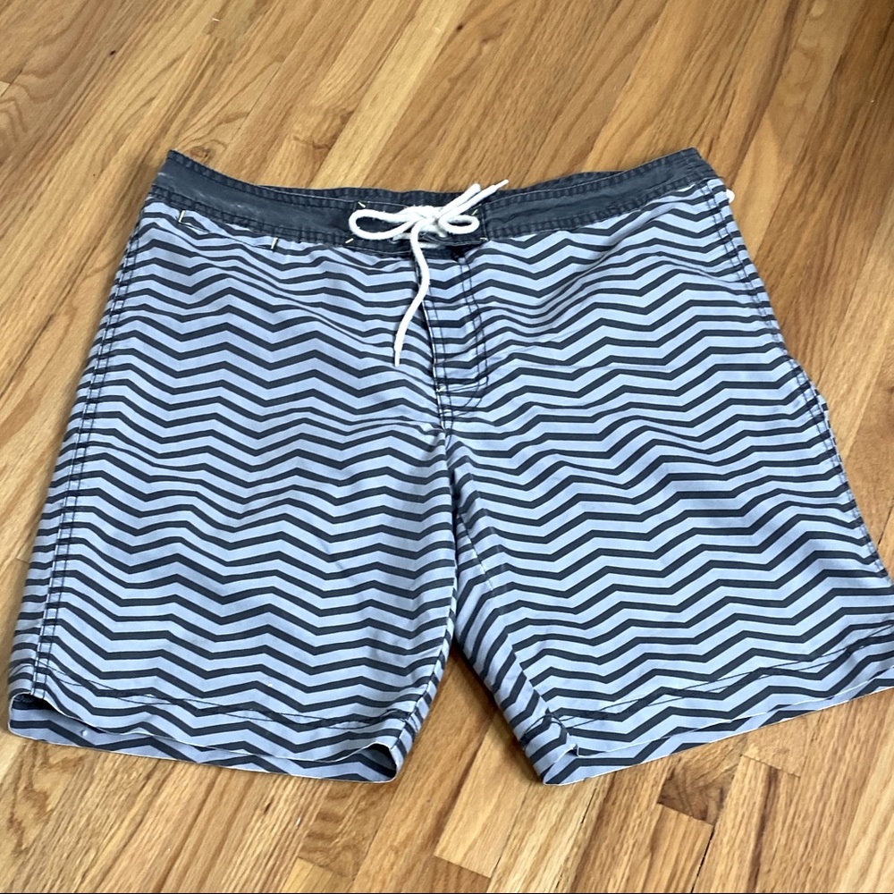 CONVERSE ONE STAR VTG Charcoal Gray Striped Swim Trunk Short 34